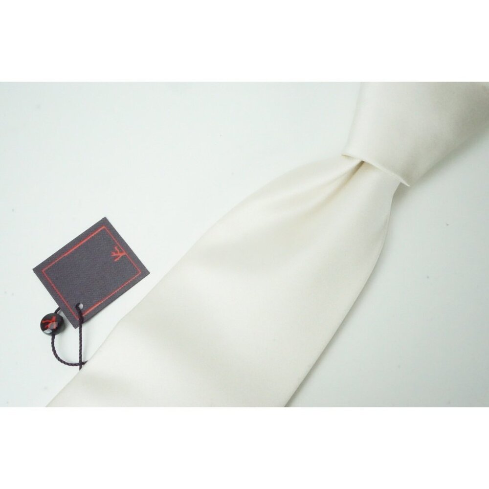 Isaia Napoli Sateen 100% Silk Solid White Neck Tie Made in Italy NEW